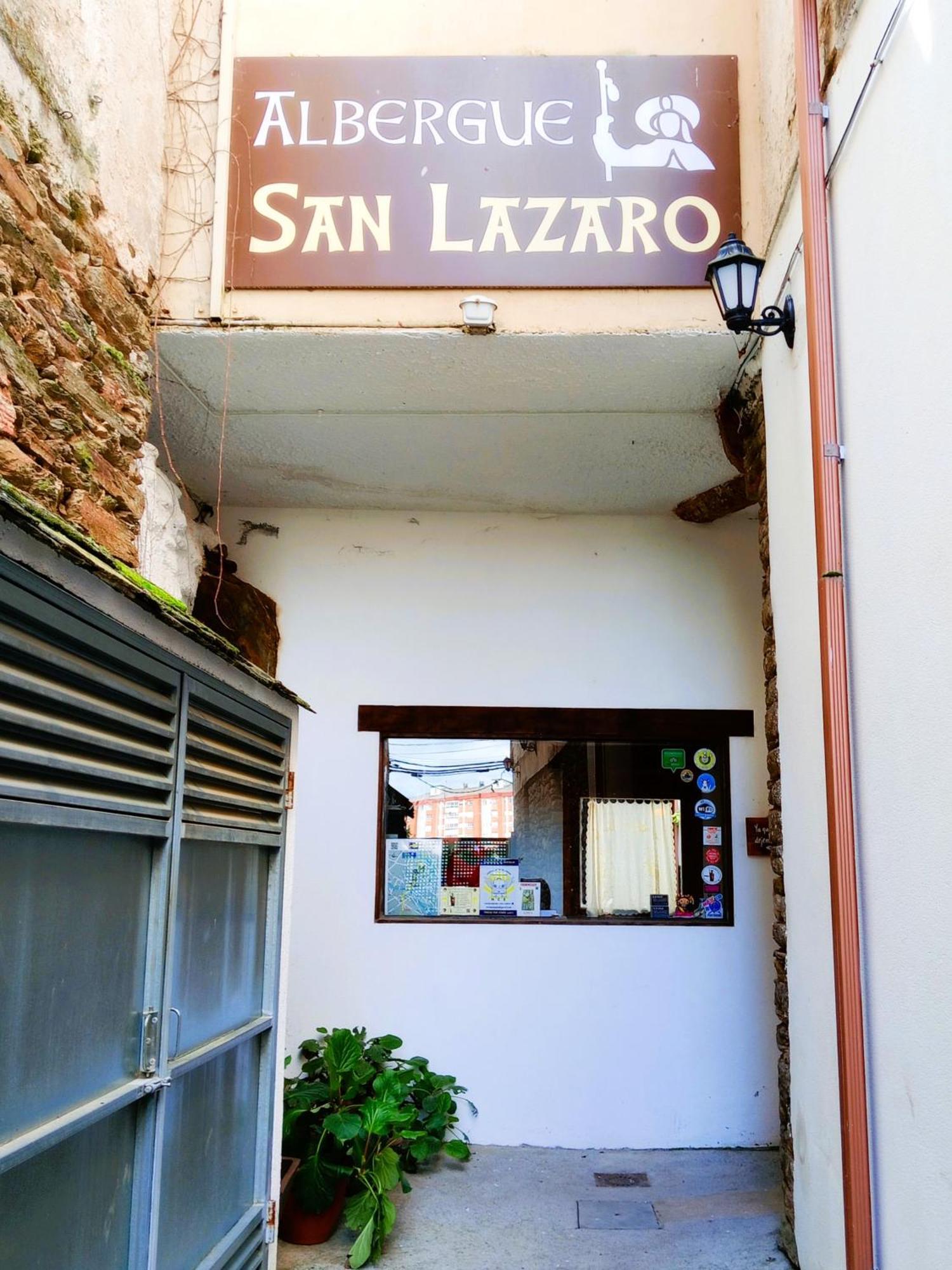Albergue San Lazaro ساريا المظهر الخارجي الصورة