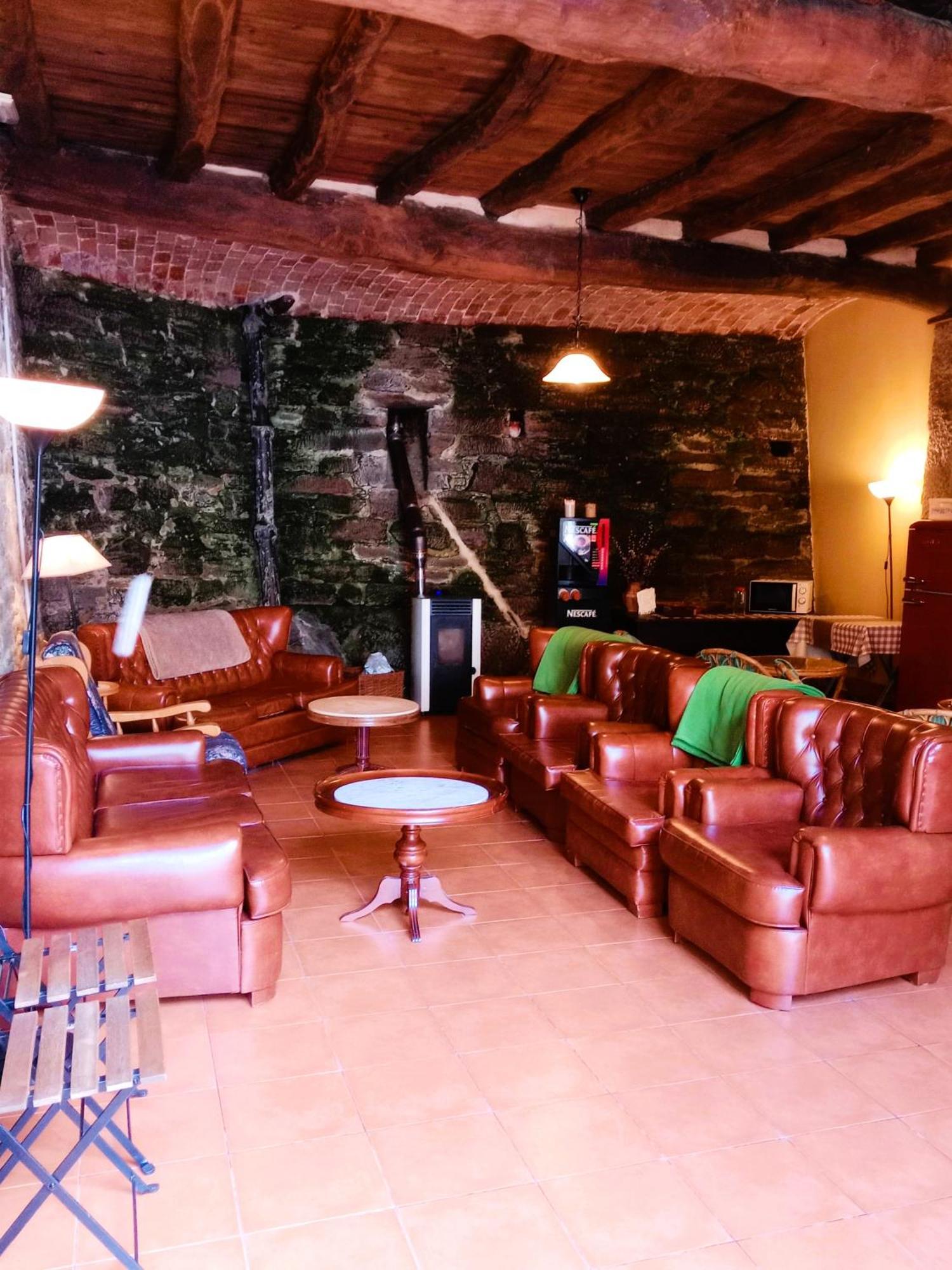 Albergue San Lazaro ساريا المظهر الخارجي الصورة