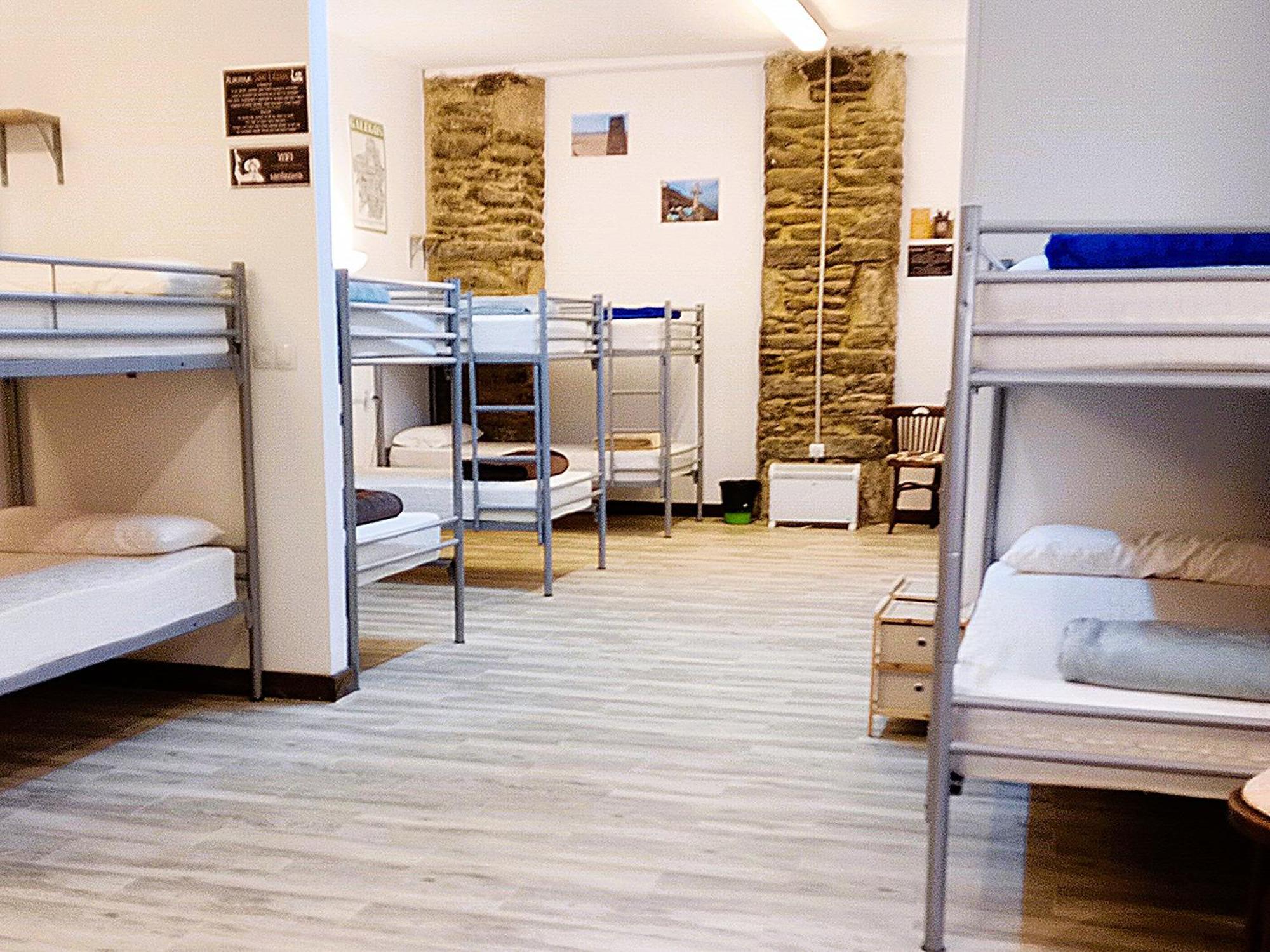 Albergue San Lazaro ساريا المظهر الخارجي الصورة