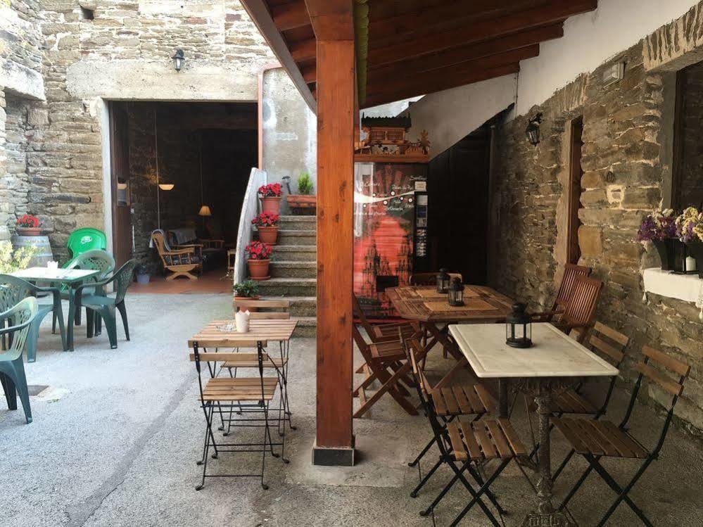 Albergue San Lazaro ساريا المظهر الخارجي الصورة