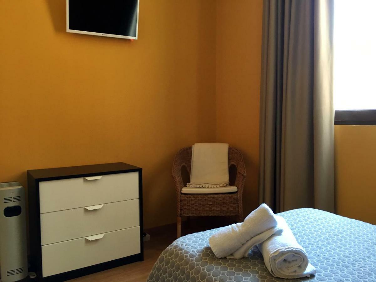 Albergue San Lazaro ساريا المظهر الخارجي الصورة