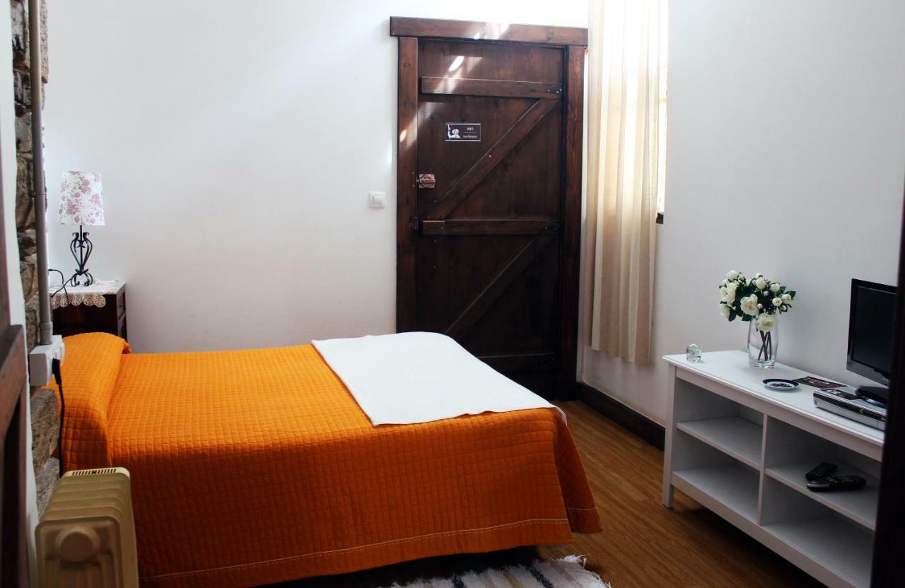 Albergue San Lazaro ساريا المظهر الخارجي الصورة