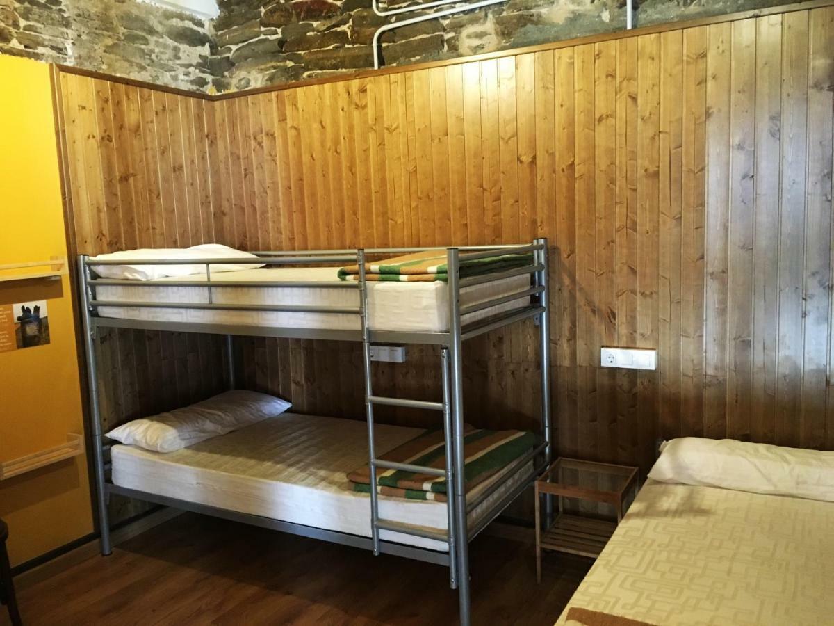Albergue San Lazaro ساريا المظهر الخارجي الصورة